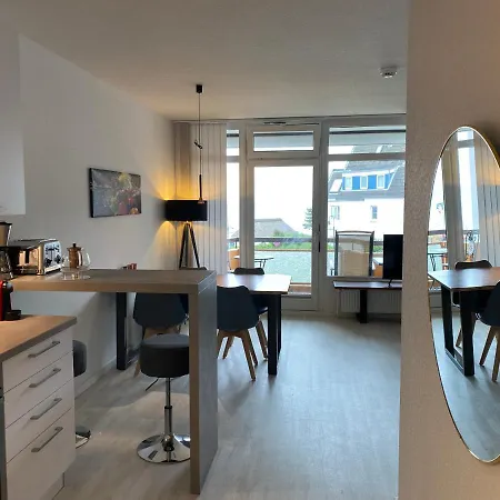Apartment Berliner Hof 3-zi-wohnung Mit Meerblick Und Strandlage An Der Promenade