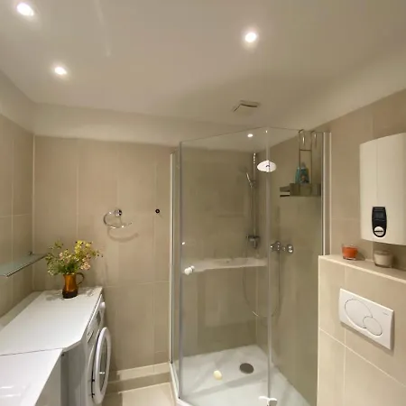 Berliner Hof 3-zi-wohnung Mit Meerblick Und Strandlage An Der Promenade דירה