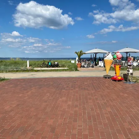 Berliner Hof 3-zi-wohnung Mit Meerblick Und Strandlage An Der Promenade Scharbeutz